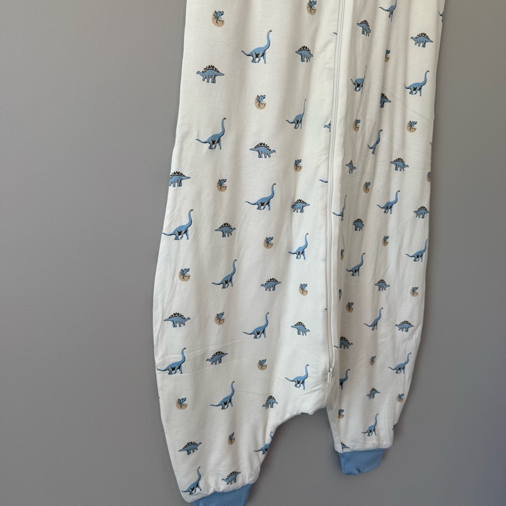 NWOT Kyte Baby Blue Dinosaur Print Sleeveless Sleep Bag Walker Wearable Blanket - Picture 4 of 5